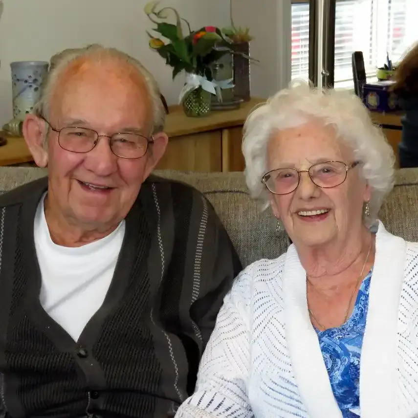Les and Dorothy.webp